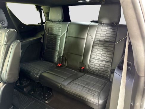 Used 2024 Cadillac Escalade V w/ LPO, ONYX Package image 30