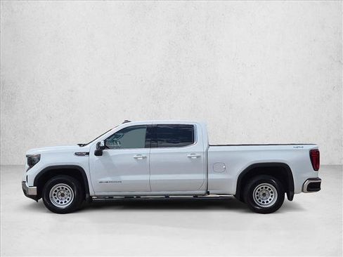 Used 2024 GMC Sierra 1500 SLE w/ Preferred Package AWD/4WD image 8