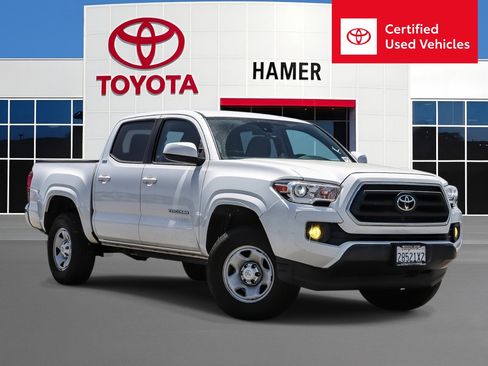 Certified 2020 Toyota Tacoma SR5 RWD image 1