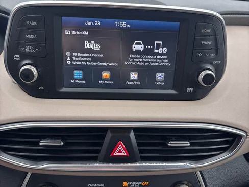 Used 2019 Hyundai Santa Fe SEL image 15