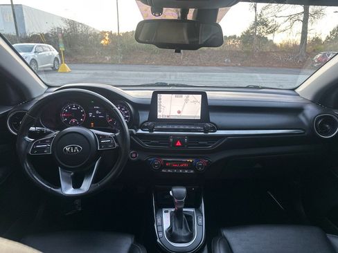 Used 2021 Kia Forte EX image 25