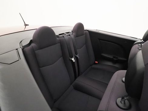 Used 2013 Chrysler 200 Touring image 17