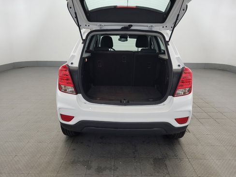 Used 2017 Chevrolet Trax LS AWD/4WD image 29