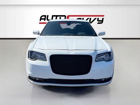 Used 2021 Chrysler 300 S w/ Comfort Group RWD image 2