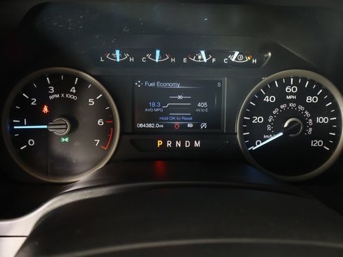Used 2019 Ford F150 XLT w/ Equipment Group 302A Luxury AWD/4WD image 4