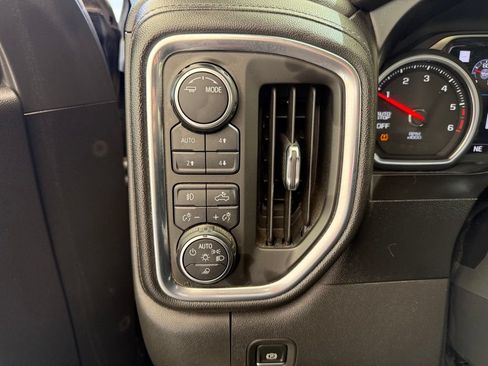 Used 2020 Chevrolet Silverado 1500 High Country AWD/4WD image 17