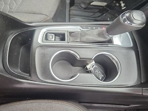 Used 2020 Chevrolet Equinox LT image 14