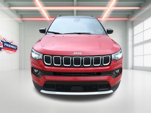 Used 2024 Jeep Compass Limited AWD/4WD image 6