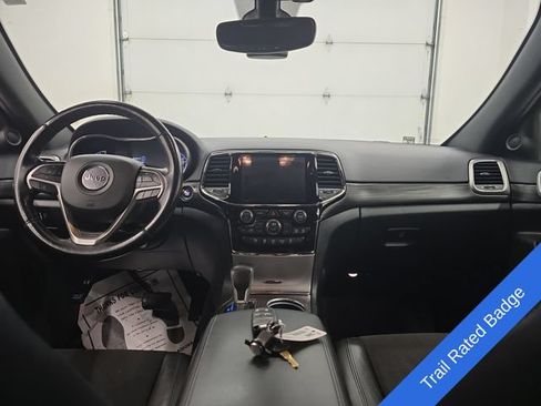 Used 2020 Jeep Grand Cherokee Laredo w/ Quick Order Package 2BN North AWD/4WD image 13