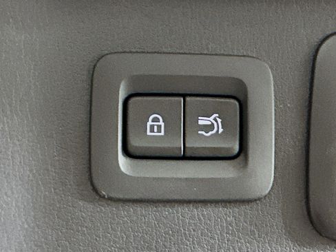 Used 2024 MAZDA CX-90 3.3 Turbo w/ Preferred Plus image 33