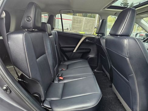 Used 2015 Toyota RAV4 Limited w/ Technology Package image 12
