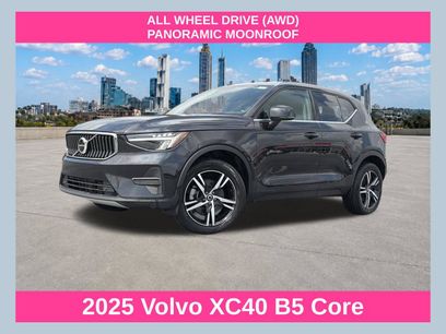 Used 2025 Volvo XC40 B5 Core