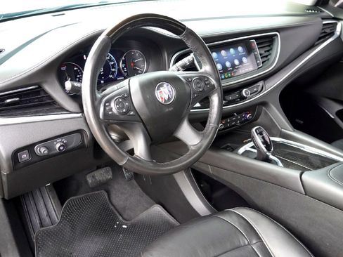 Used 2021 Buick Enclave Avenir w/ Avenir Technology Package image 9