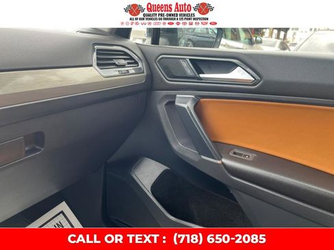 Used 2018 Volkswagen Tiguan SE image 13