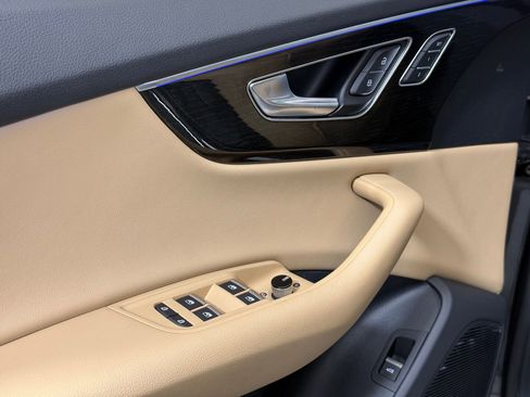 Used 2021 Audi Q8 Premium Plus w/ Premium Plus Package image 14