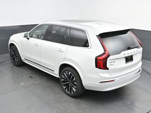 New 2026 Volvo XC90 B6 Ultra w/ Protection Package image 35