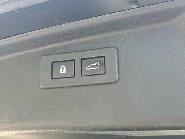 Used 2020 Subaru Outback Touring AWD/4WD image 14