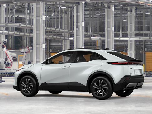 New 2026 Toyota C-HR AWD/4WD image 7