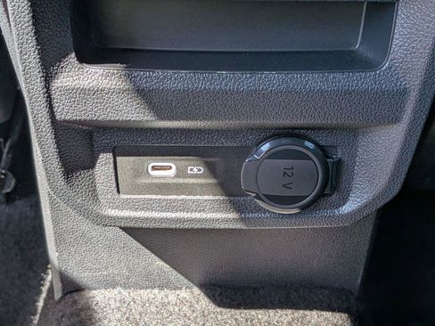 Used 2022 Volkswagen Tiguan SEL R-Line AWD/4WD image 36