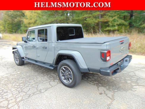 Certified 2023 Jeep Gladiator Overland image 9