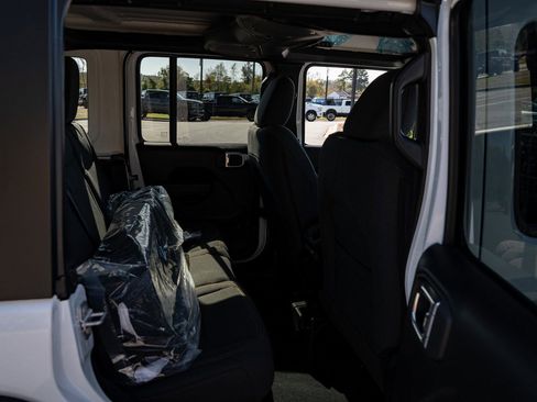 New 2026 Jeep Wrangler Sport S image 20