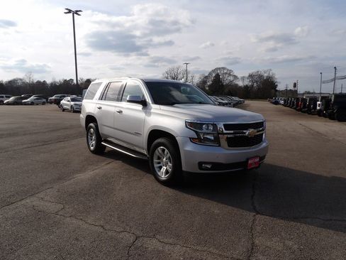 Used 2018 Chevrolet Tahoe LT image 2