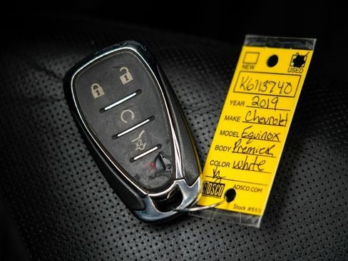 Used 2019 Chevrolet Equinox Premier image 34