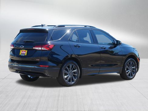 Used 2022 Chevrolet Equinox RS w/ RS Leather Package AWD/4WD image 7