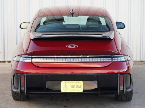 Used 2024 Hyundai Ioniq 6 SEL image 46