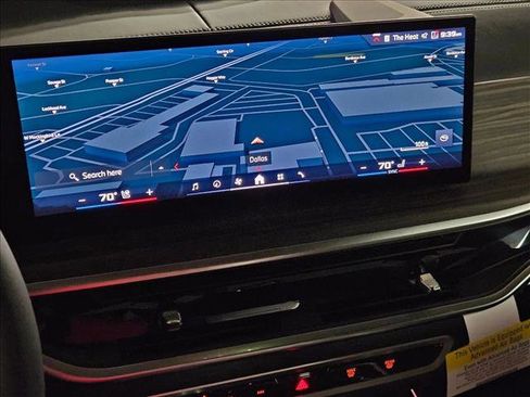 New 2025 BMW X7 M60i image 12