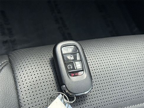 Used 2024 Honda CR-V EX-L image 31
