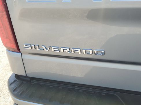 Used 2026 Chevrolet Silverado 1500 RST w/ RST Select Package AWD/4WD image 7