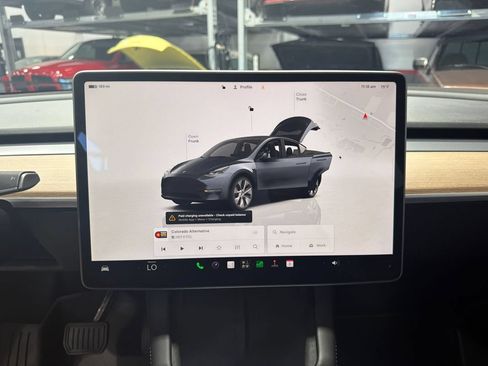 Used 2023 Tesla Model Y Long Range AWD/4WD image 10