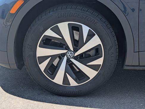 Certified 2023 Volkswagen ID.4 Pro AWD/4WD image 15