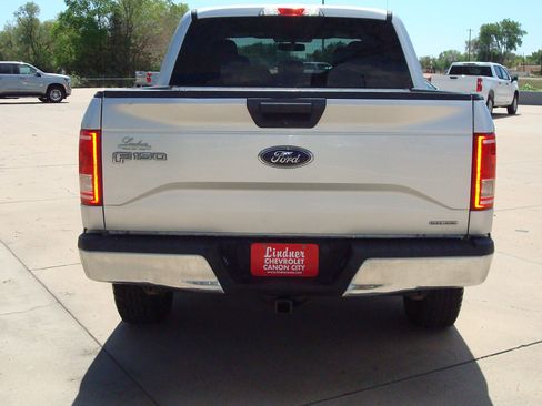 Used 2015 Ford F150 XLT w/ Equipment Group 301A Mid image 5
