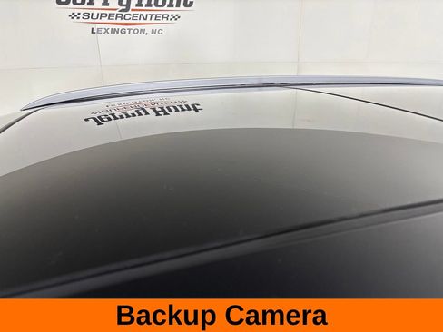 Used 2021 Volkswagen Atlas Cross Sport SE AWD/4WD image 9