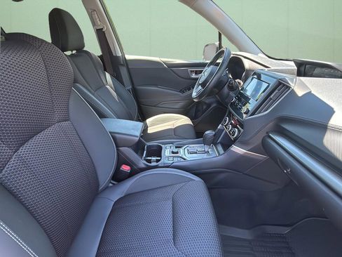 Used 2023 Subaru Forester Premium AWD/4WD image 41