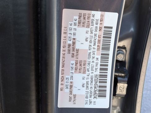 Used 2025 MAZDA MAZDA3 s image 36