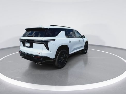 New 2026 Chevrolet Traverse RS image 8