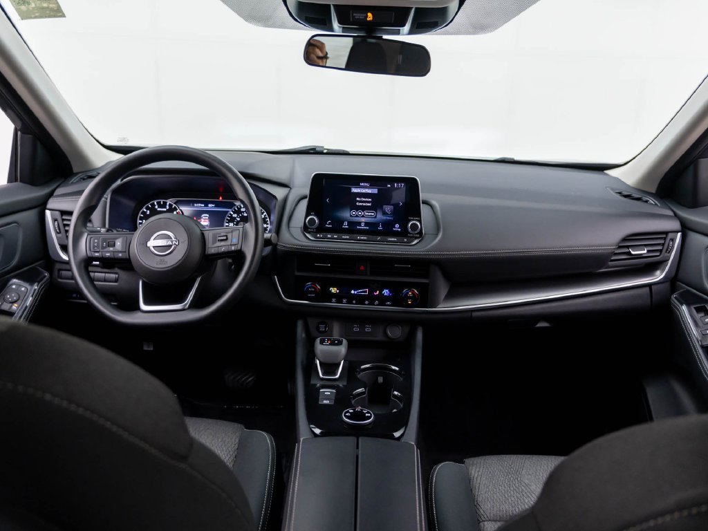 Used 2024 Nissan Rogue SV AWD/4WD image 11