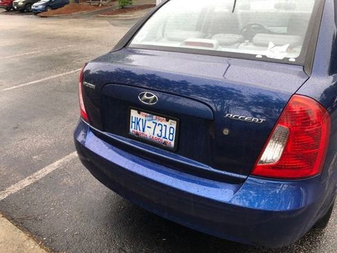 Used 2008 Hyundai Accent GLS FWD image 9