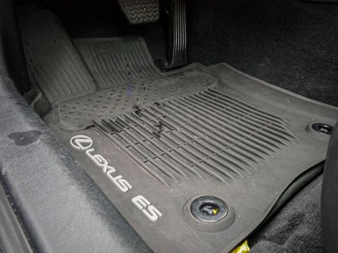 Used 2022 Lexus ES 350 w/ Premium Package FWD image 17