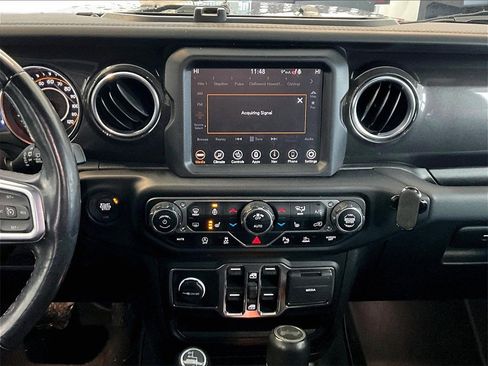 Used 2021 Jeep Wrangler Unlimited Sahara image 18