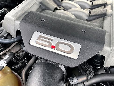 Used 2015 Ford Mustang GT Premium w/ Equipment Group 401A image 31