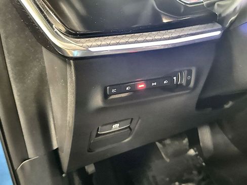 Used 2025 Jeep Wagoneer S Limited image 16