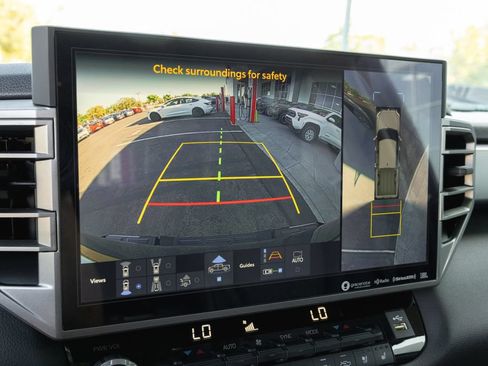 Used 2023 Toyota Tundra Limited AWD/4WD image 19