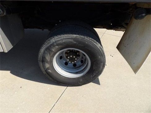 Used 1996 Ford F350 4x4 Regular Cab image 10