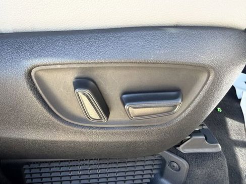 Certified 2023 Toyota Sienna XLE w/ XLE Plus Package image 32