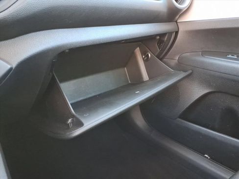 Used 2023 Kia Forte LXS image 32