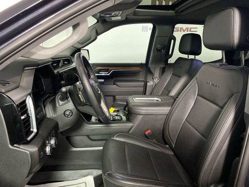 Used 2022 GMC Sierra 1500 Denali w/ Denali Reserve Package AWD/4WD image 11